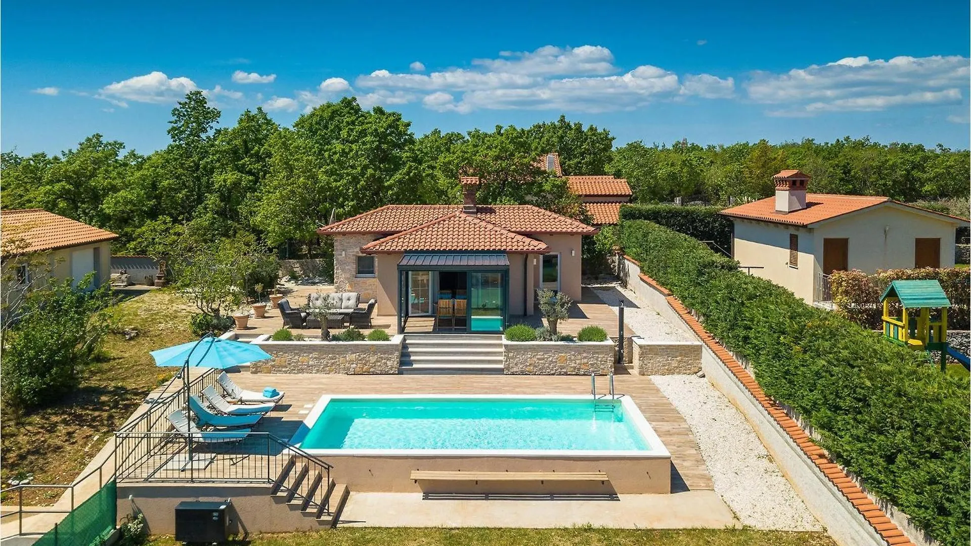 Villa Krasna Kuca Pula 0*,  Croatia